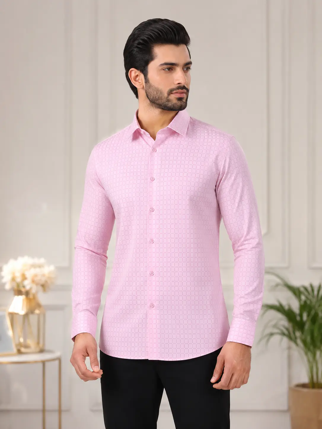 Men’s Slim Fit Light Pink Textured Formal Shirt – alternate view