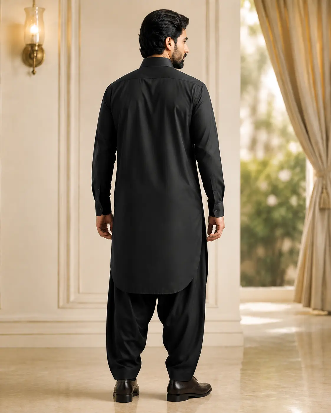 Luxem Black