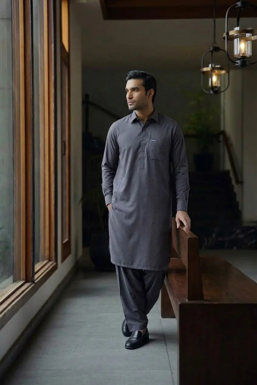 Shamray Metallic Grey – alternate view